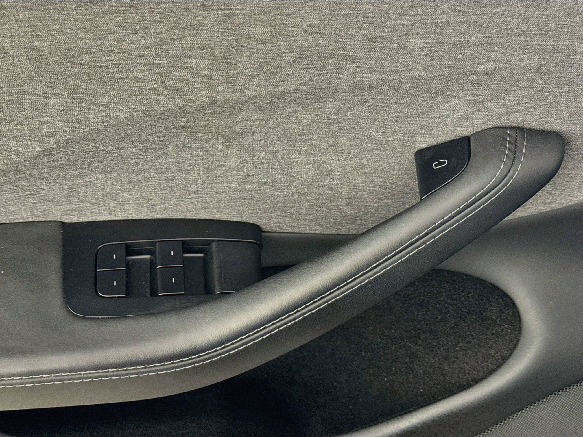 Used 2025 Tesla Model 3 Long Range RWD image 19