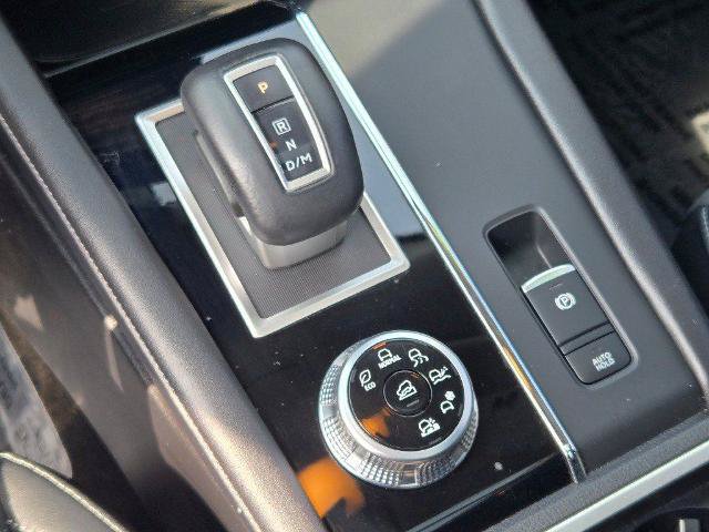 Used 2022 Mitsubishi Outlander SE AWD/4WD image 28