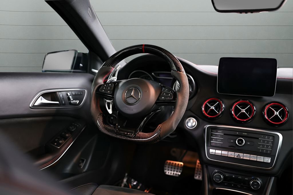 Used 2018 Mercedes-Benz GLA 45 AMG 4MATIC image 35