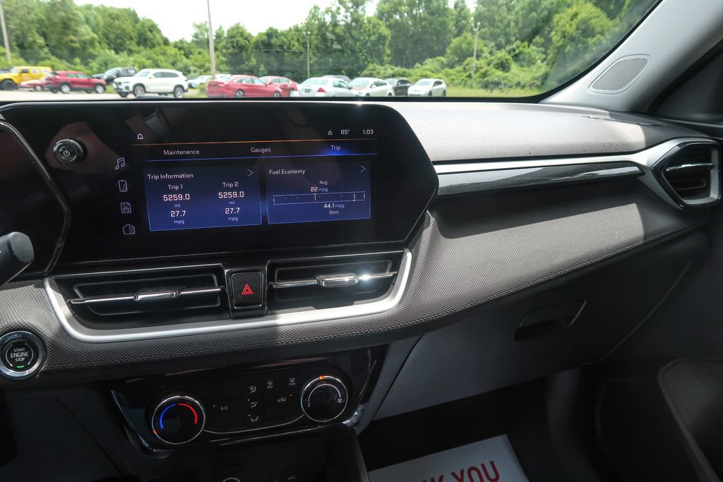 Used 2024 Chevrolet TrailBlazer LT AWD/4WD image 26