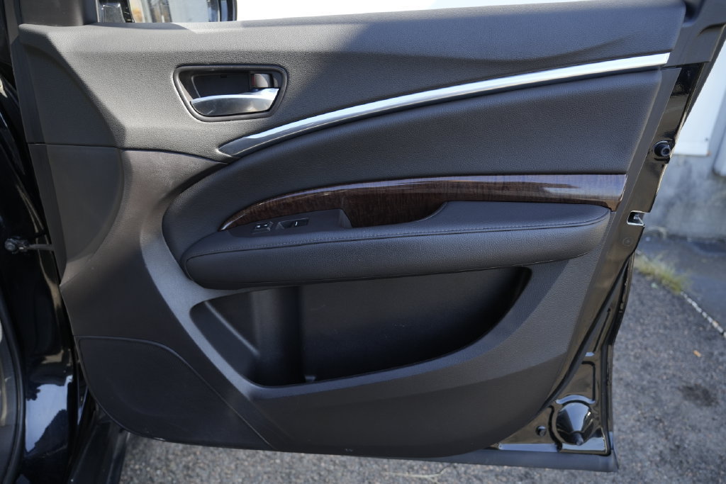 Used 2020 Acura MDX SH-AWD image 37