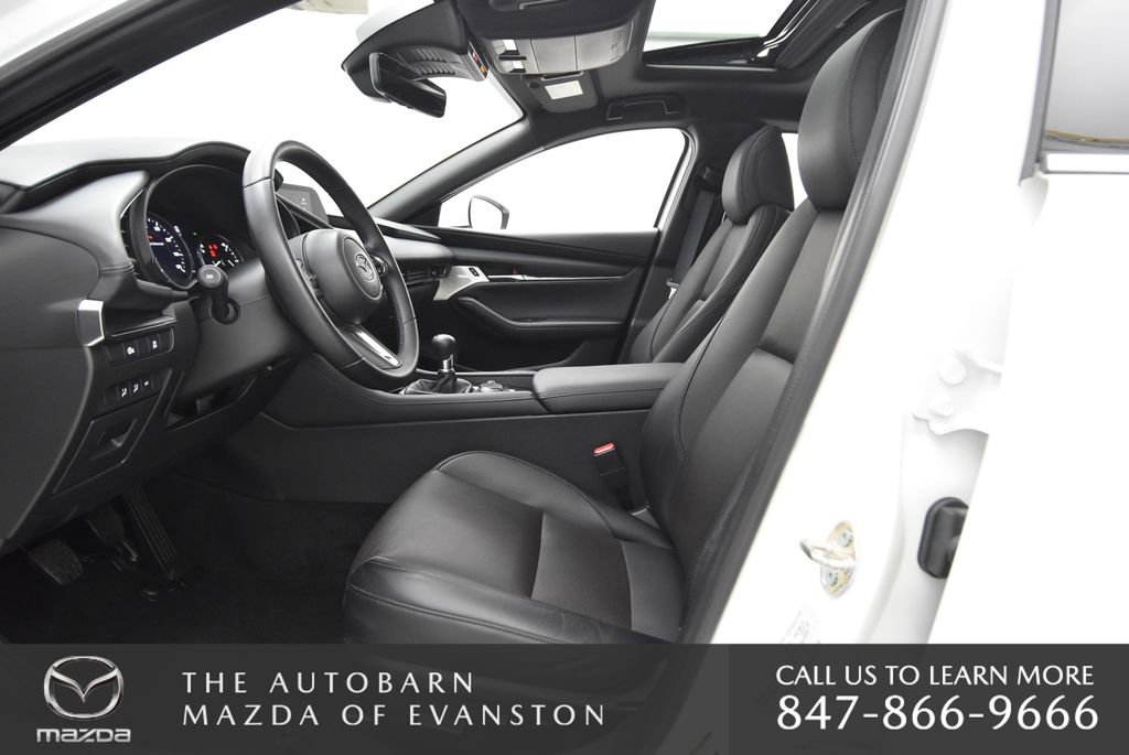 Certified 2025 MAZDA MAZDA3 2.5 S Hatchback w/ Premium Pkg image 26