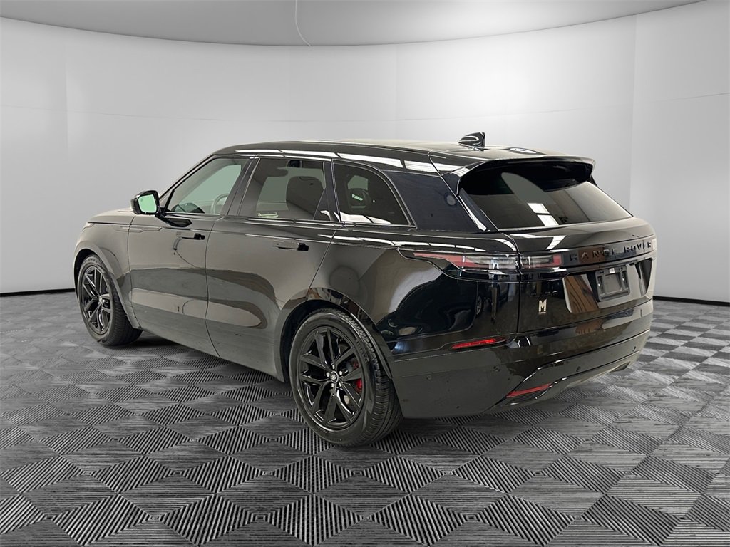 Used 2025 Land Rover Range Rover Velar Dynamic SE image 3