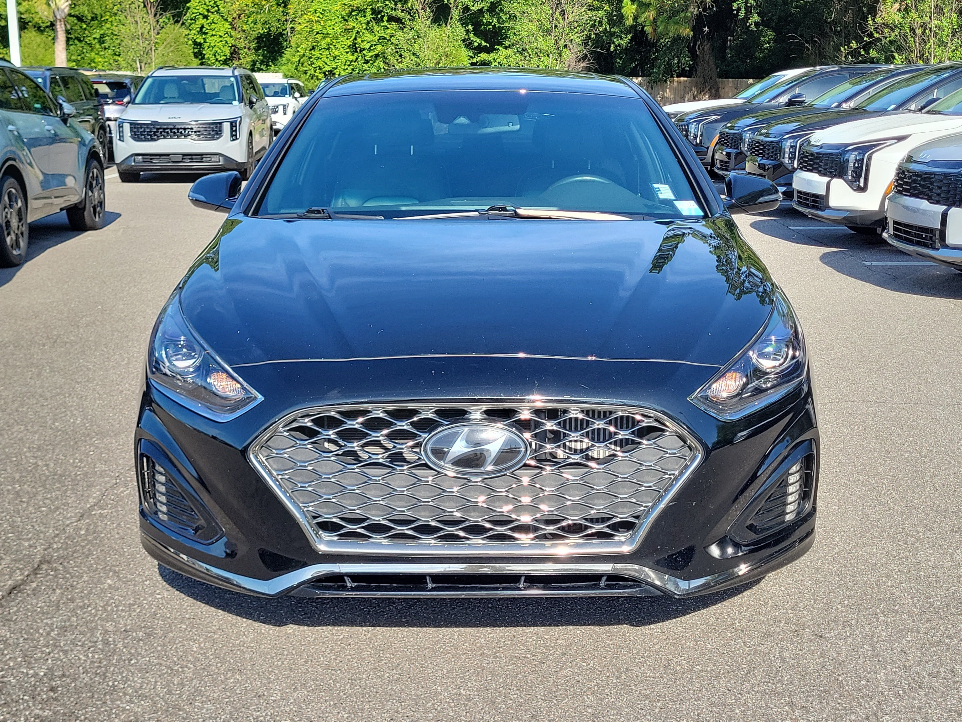 Used 2018 Hyundai Sonata Limited FWD image 2