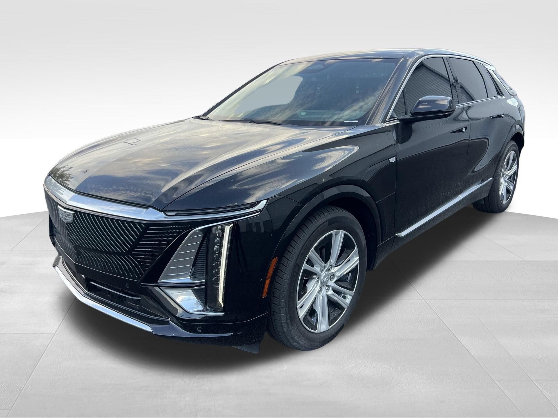 Used 2024 Cadillac Lyriq Tech w/ LPO, Floor Liner Package RWD image 9