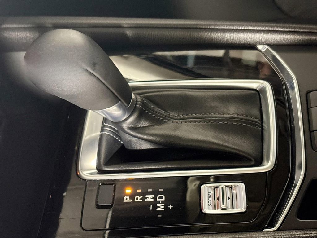 Used 2025 MAZDA CX-5 AWD 2.5 S w/ Select Package image 17