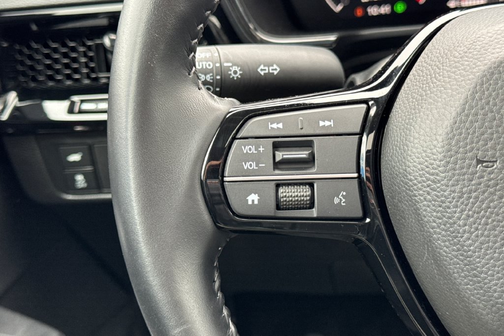 Certified 2025 Honda CR-V EX-L image 29