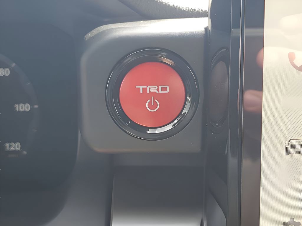Used 2025 Toyota Tacoma TRD Sport image 37