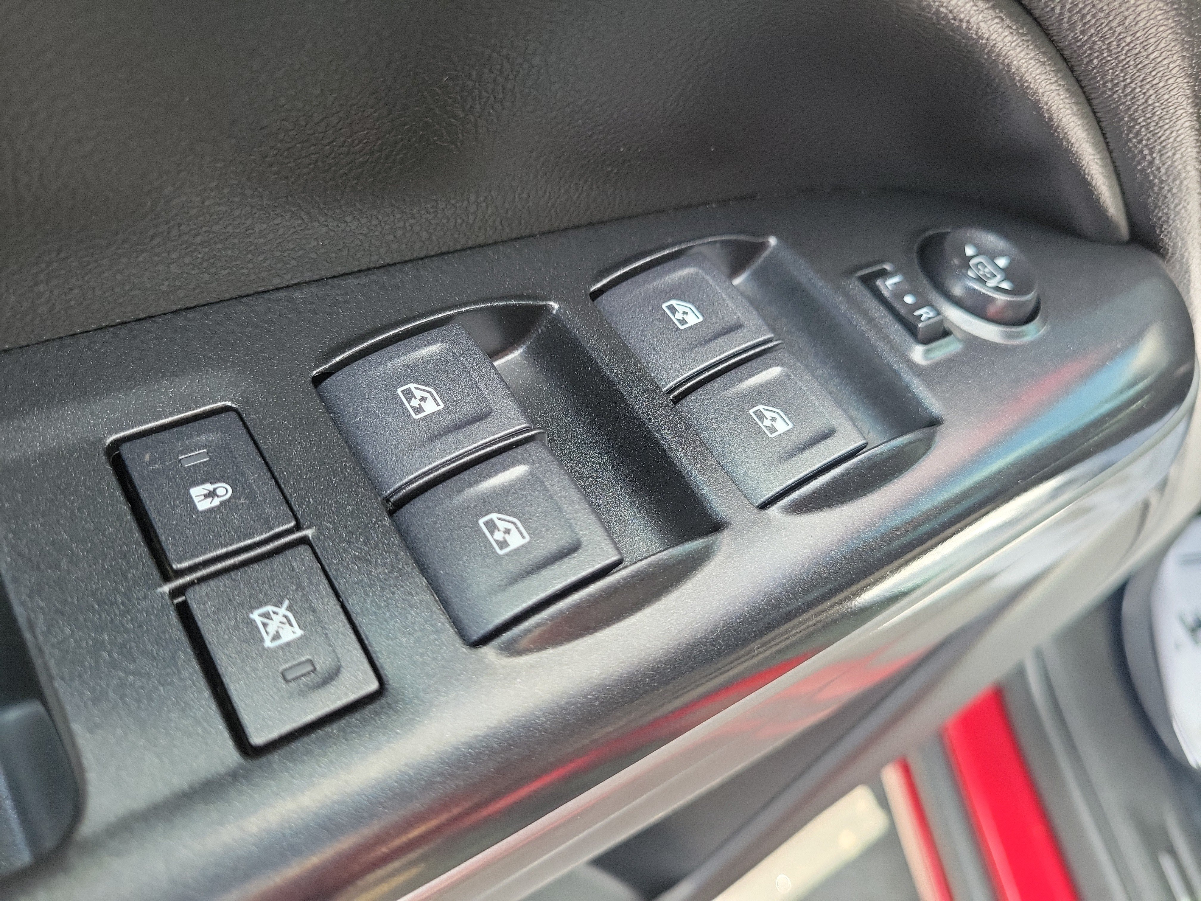 Used 2019 Chevrolet Colorado LT w/ LT Convenience Package AWD/4WD image 21