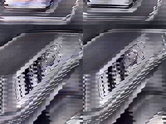 Used 2021 Nissan Rogue SV w/ Premium Package image 24