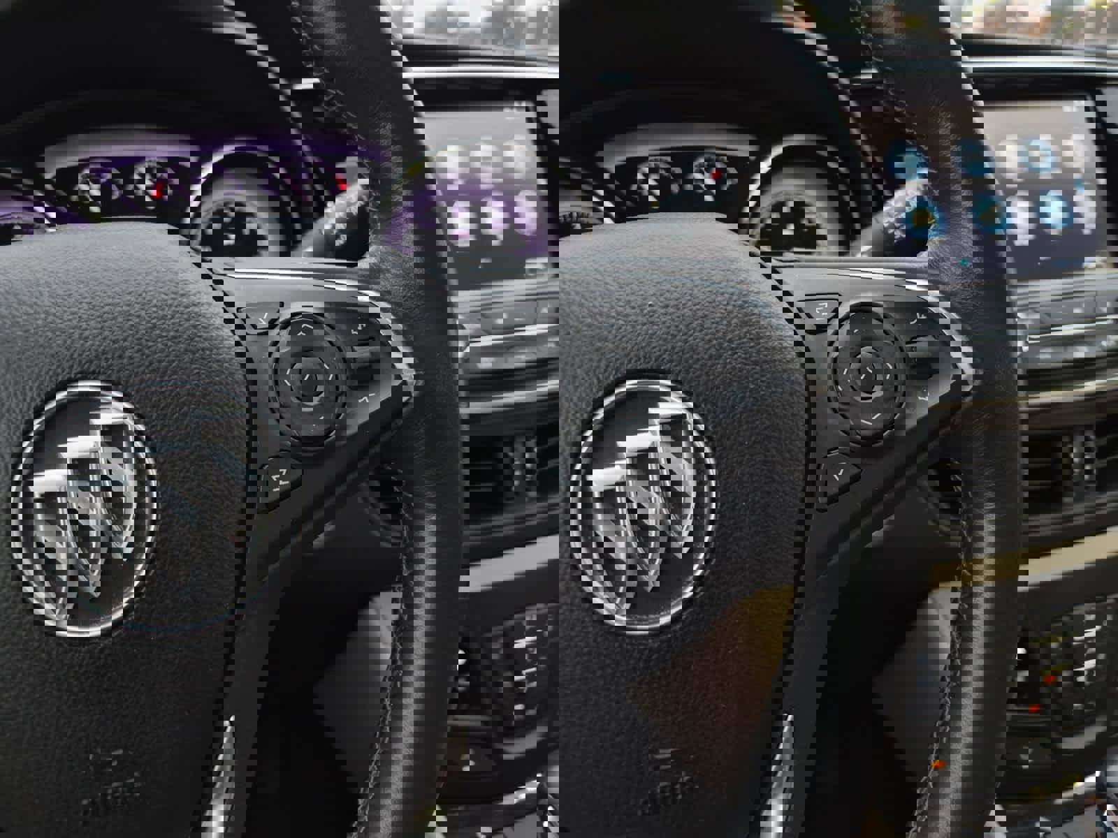 Used 2020 Buick Envision Essence image 21