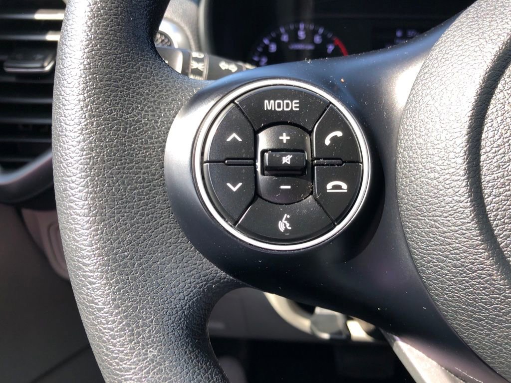 Used 2020 Kia Soul LX image 15