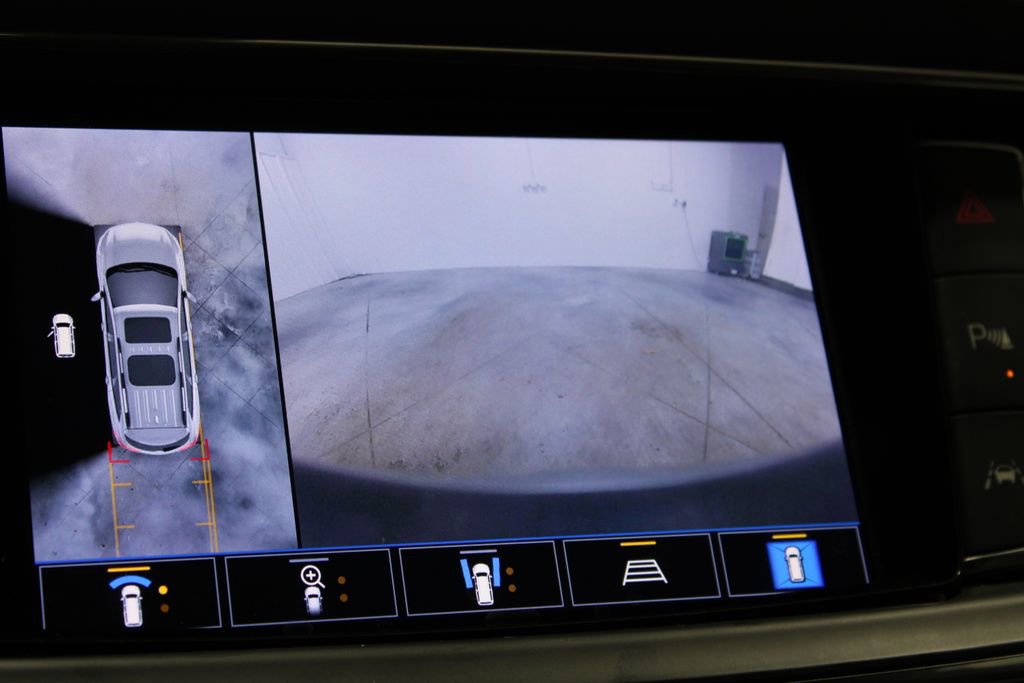 Used 2022 Buick Enclave Premium image 52