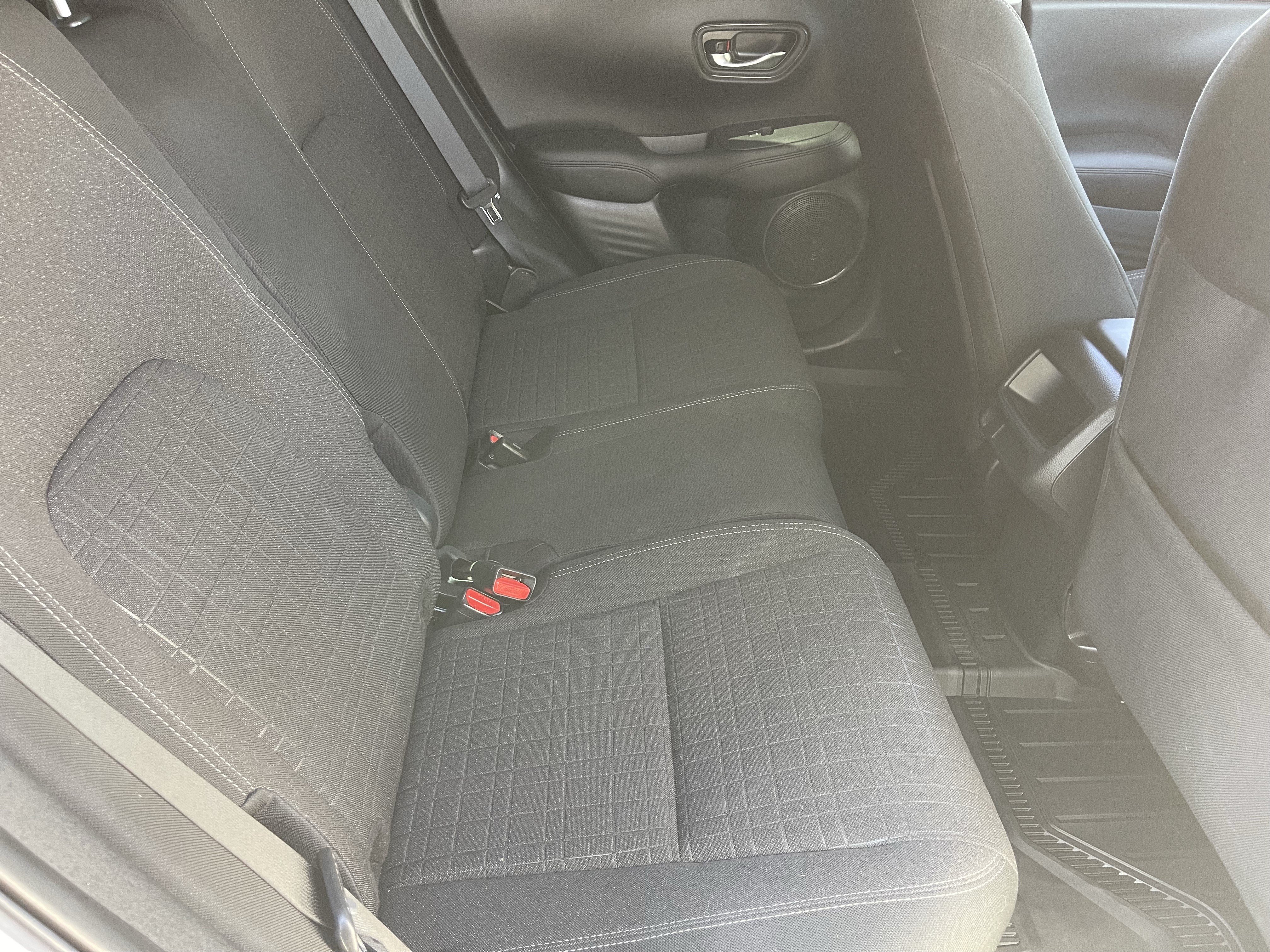 Used 2024 Honda HR-V LX image 13