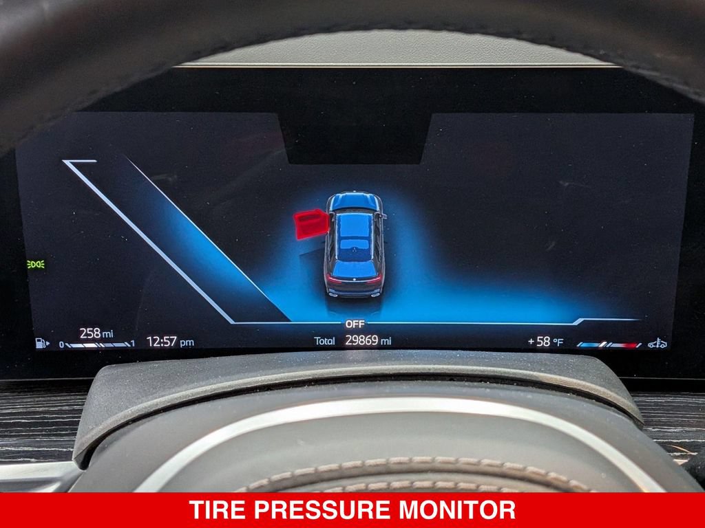 Used 2024 BMW X7 xDrive40i w/ M Sport Package AWD/4WD image 19