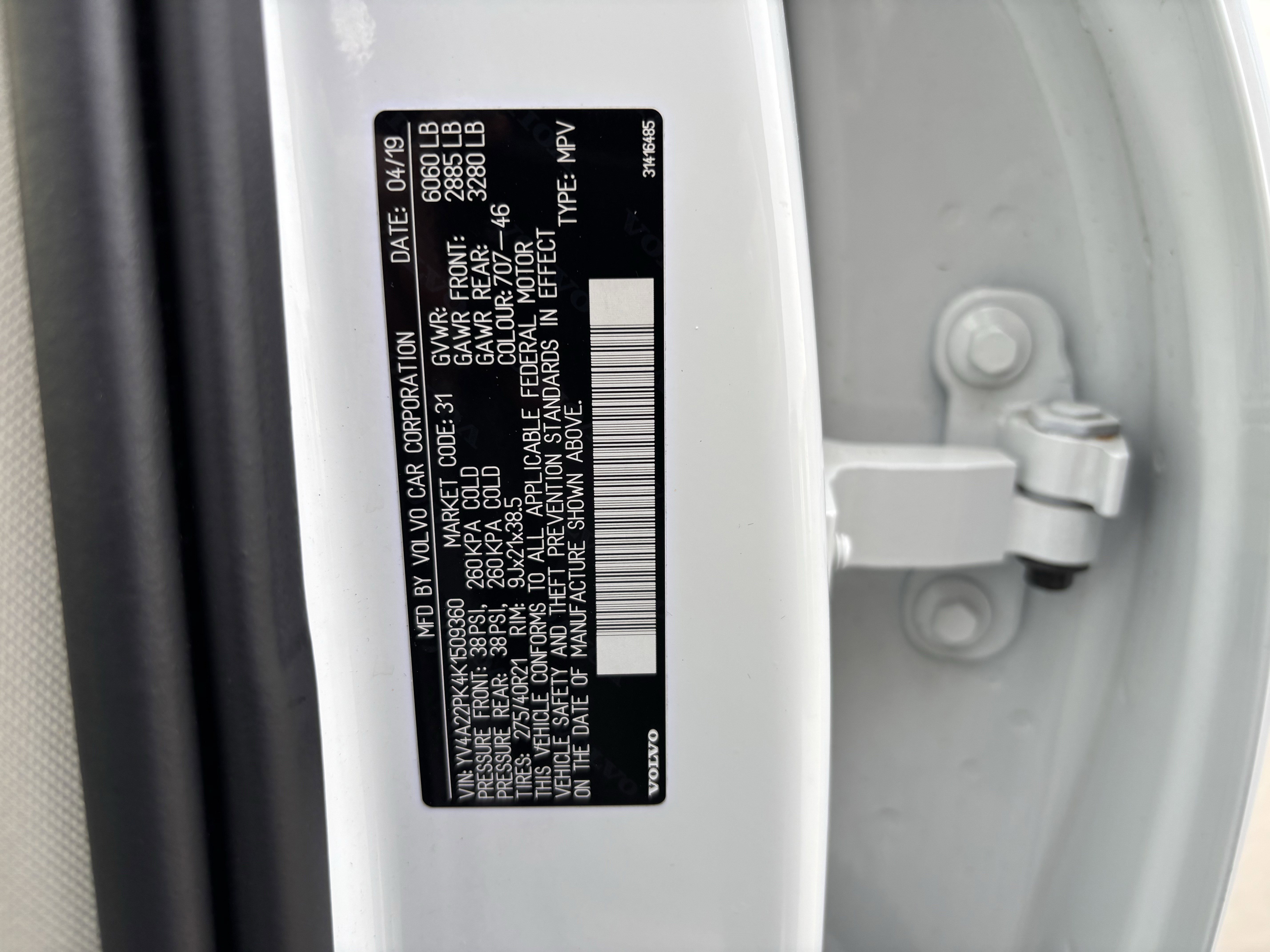 Used 2019 Volvo XC90 T6 Momentum w/ Protection Package Premier image 37