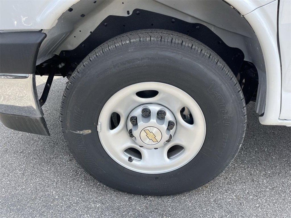 New 2025 Chevrolet Express 2500 w/ Driver Convenience Package image 6