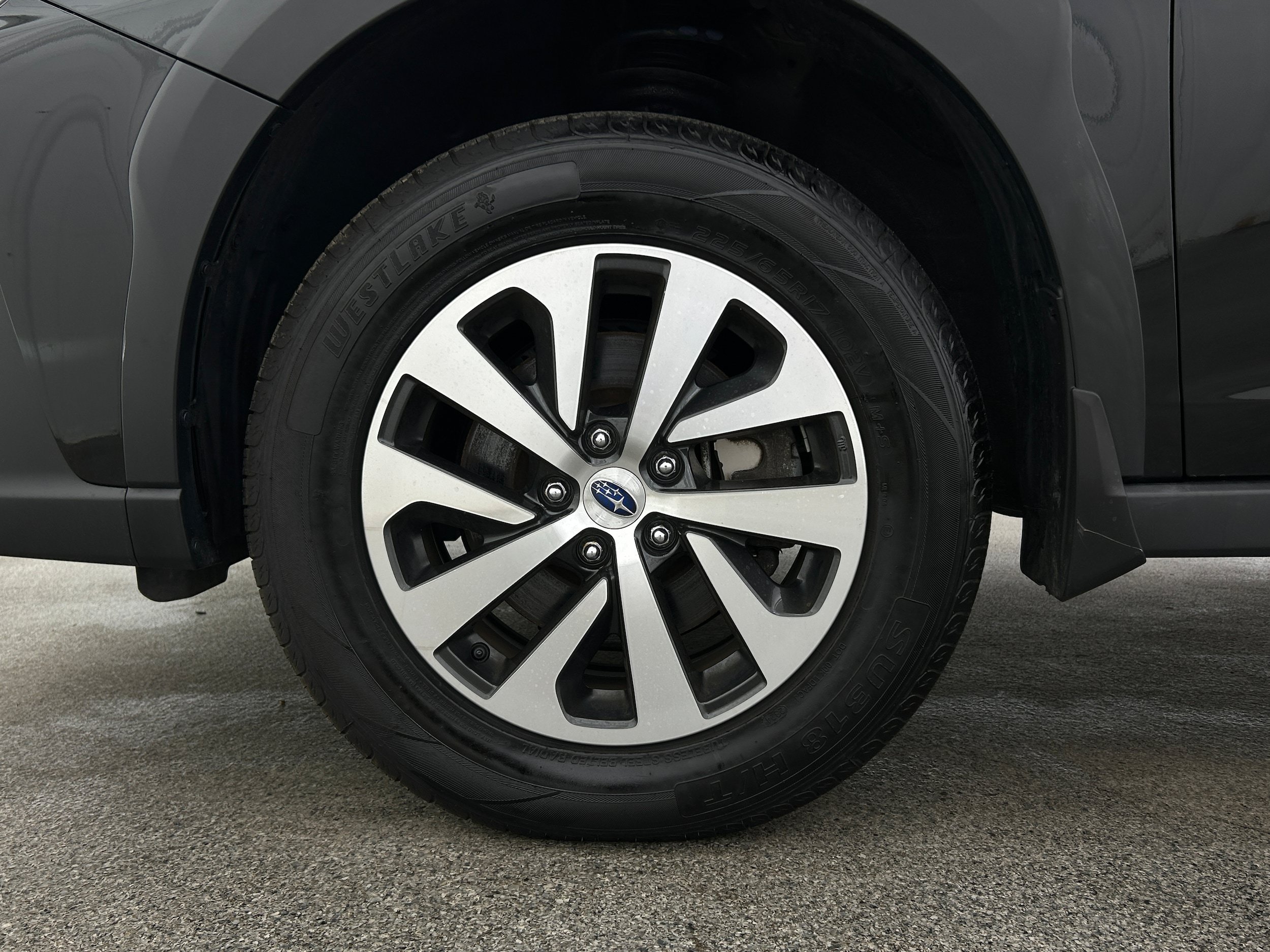 Used 2023 Subaru Outback Premium AWD/4WD image 38