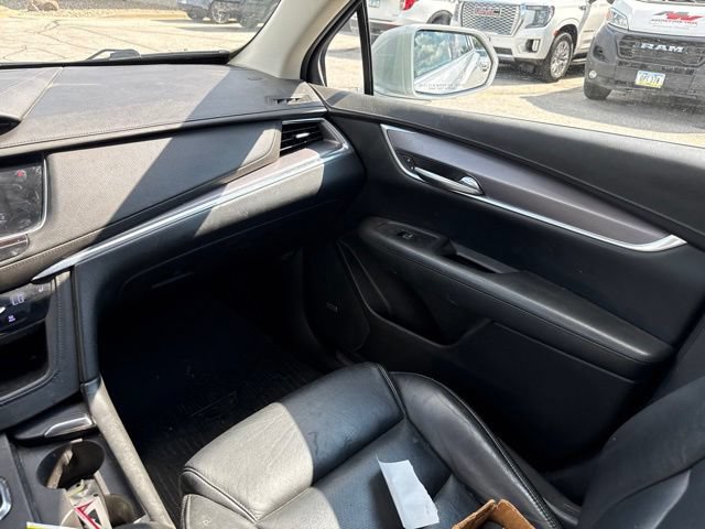 Used 2017 Cadillac XT5 Luxury AWD/4WD image 20
