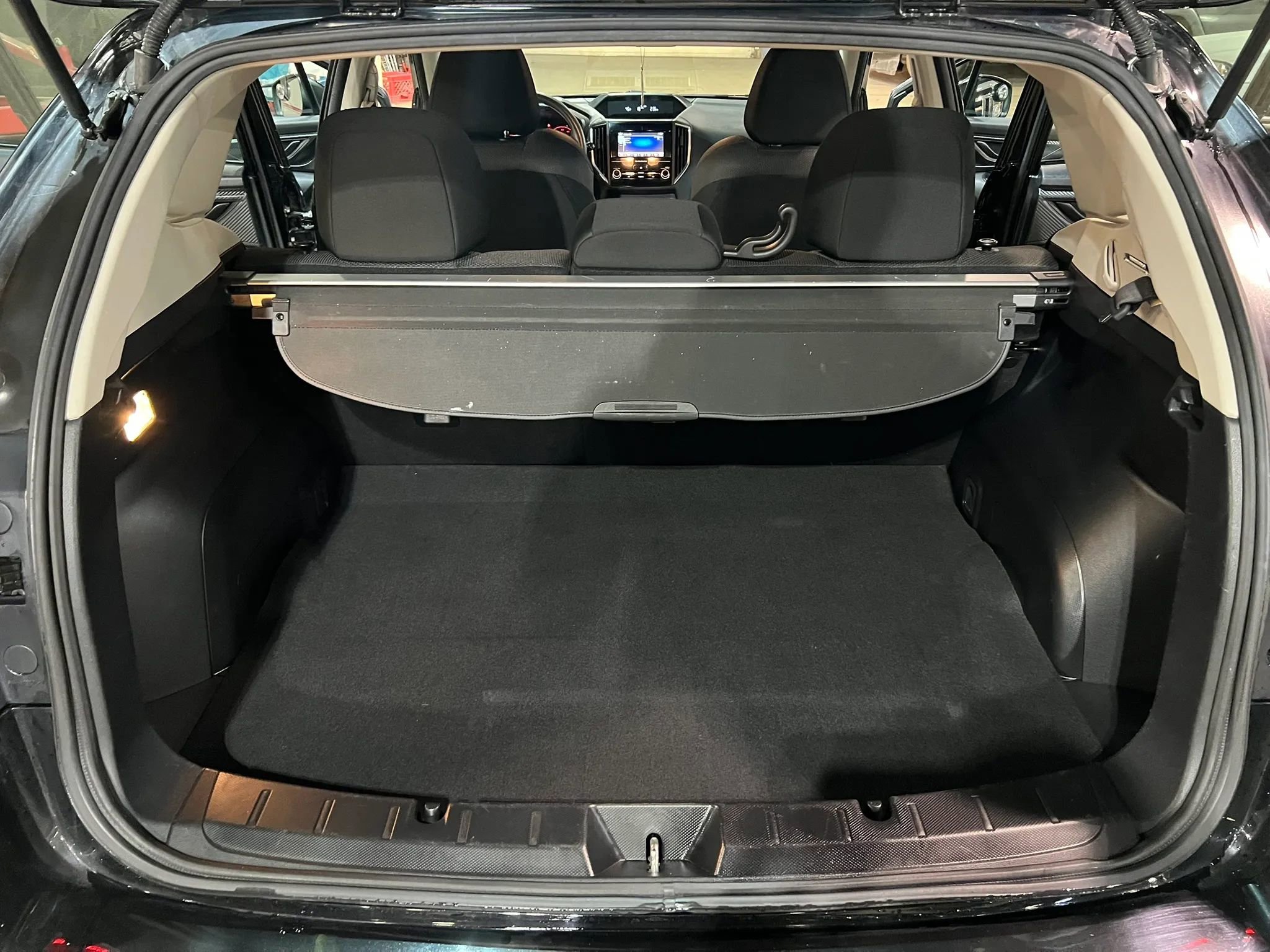 Used 2018 Subaru Impreza 2.0i Premium image 15
