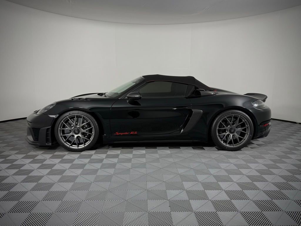 Certified 2024 Porsche 718 Boxster Spyder RS image 2