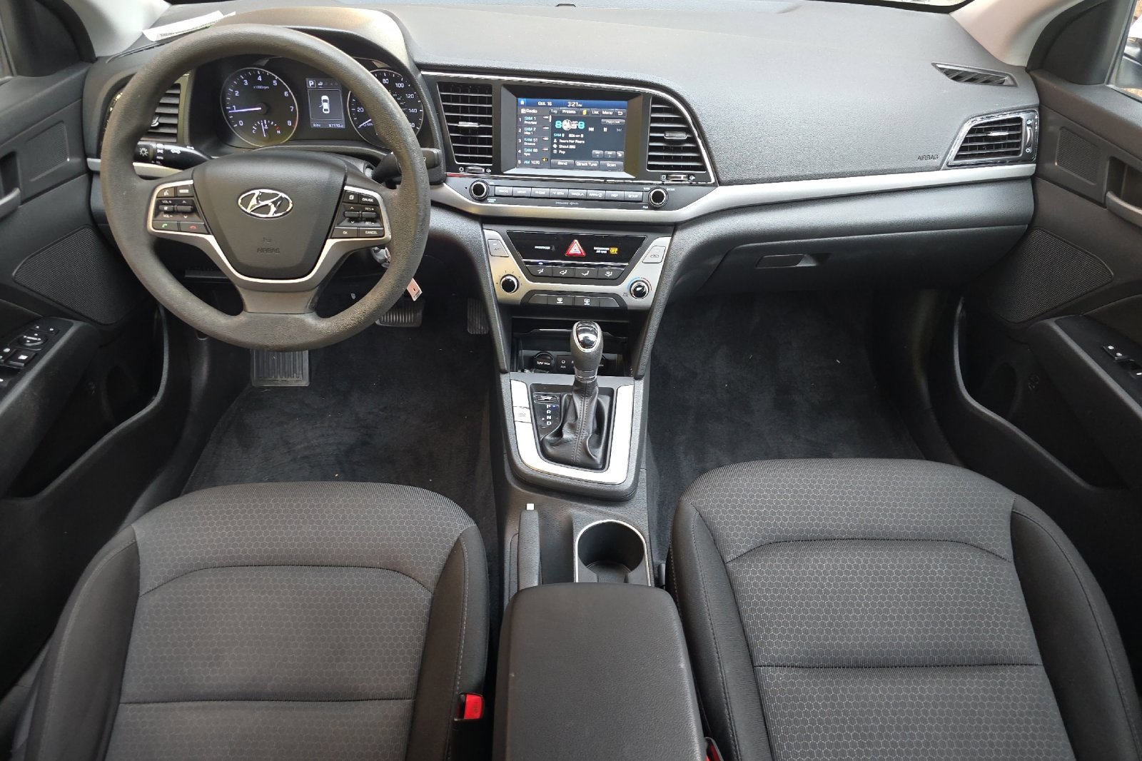 Used 2018 Hyundai Elantra SEL w/ Cargo Package image 15