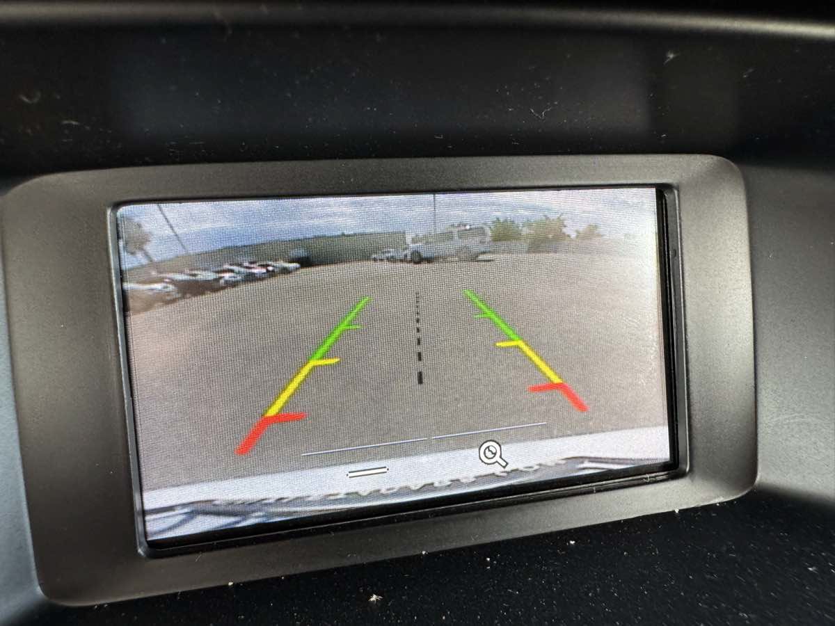 Used 2017 Ford Focus SE FWD image 28