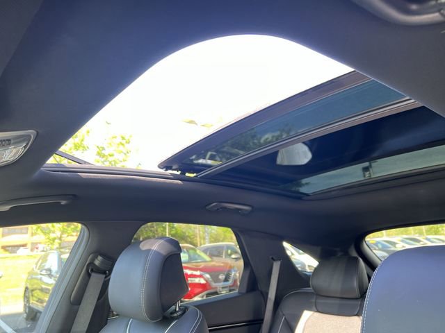 Used 2025 Genesis GV70 3.5T Sport AWD/4WD image 20