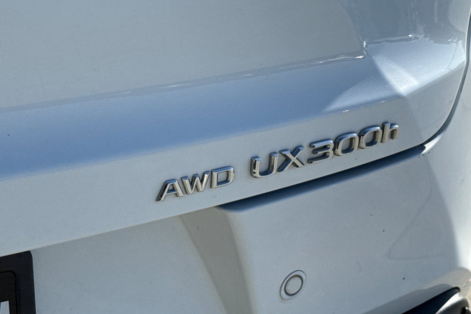 Used 2025 Lexus UX 300h AWD w/ Cold Area Package image 19