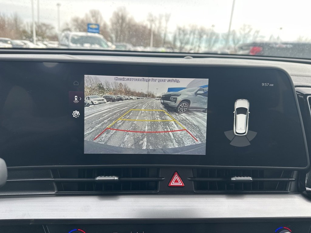 Used 2023 Kia Sportage EX image 17