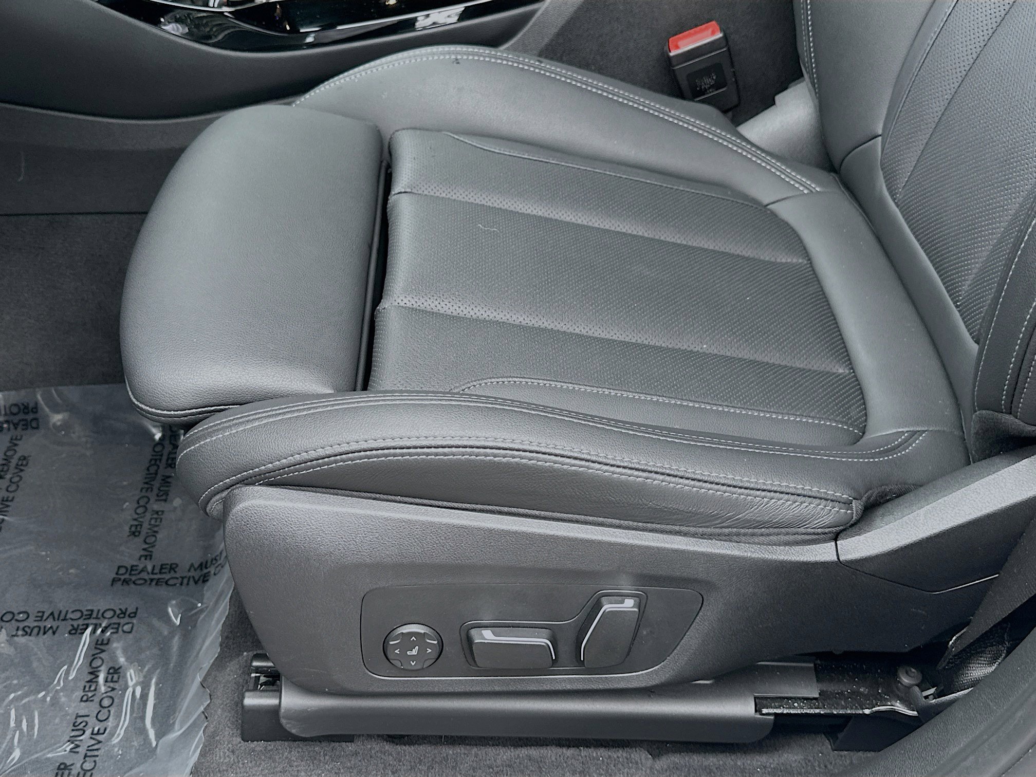 Certified 2024 BMW X3 sDrive30i w/ M Sport Package image 17