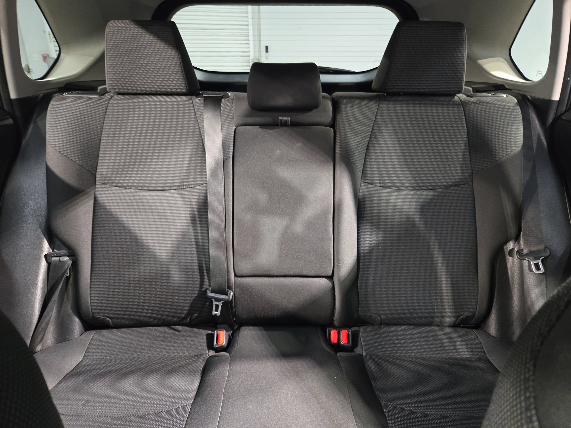 Used 2022 Toyota RAV4 LE FWD image 13