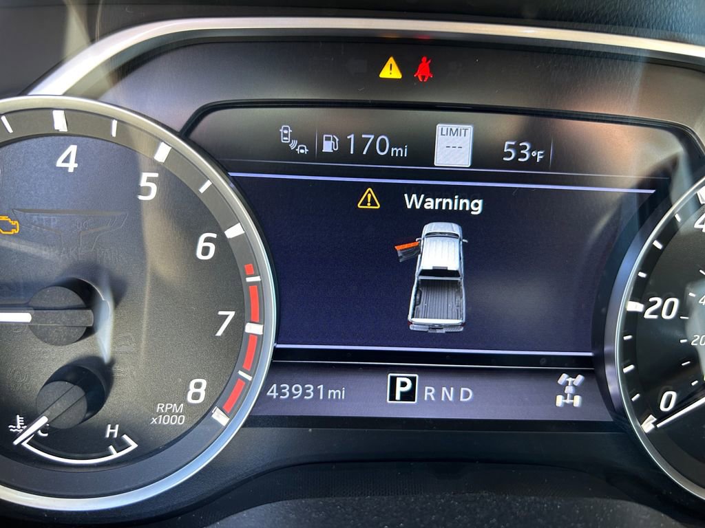 Used 2020 Nissan Titan SV w/ SV Convenience Package image 18