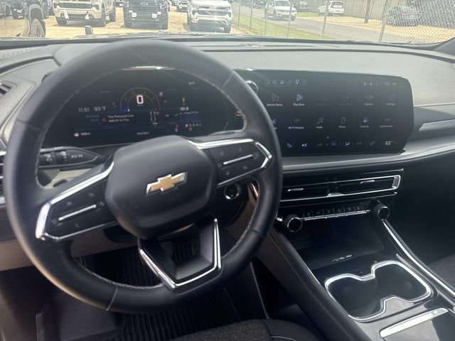 Used 2024 Chevrolet Traverse LT w/ LPO, Floor Liner Package FWD image 26