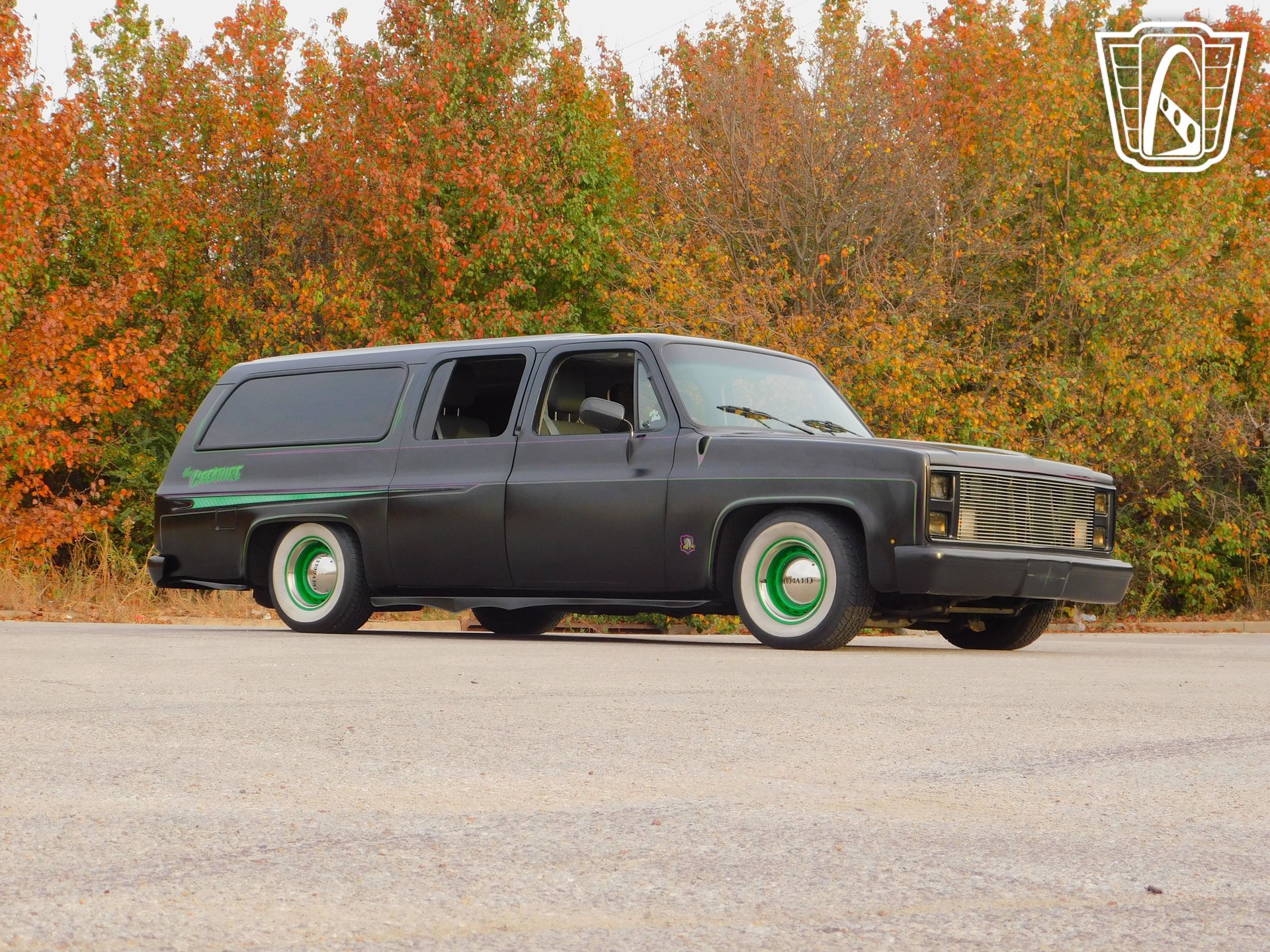 Used 1988 Chevrolet Suburban 2WD image 33