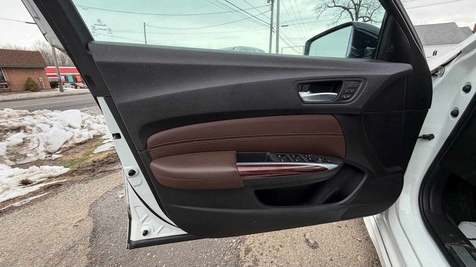 Used 2016 Acura TLX w/ Technology Package FWD image 15