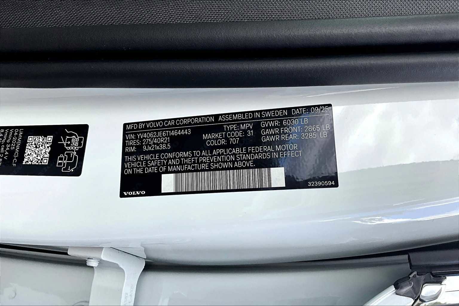 New 2026 Volvo XC90 B6 Plus image 12