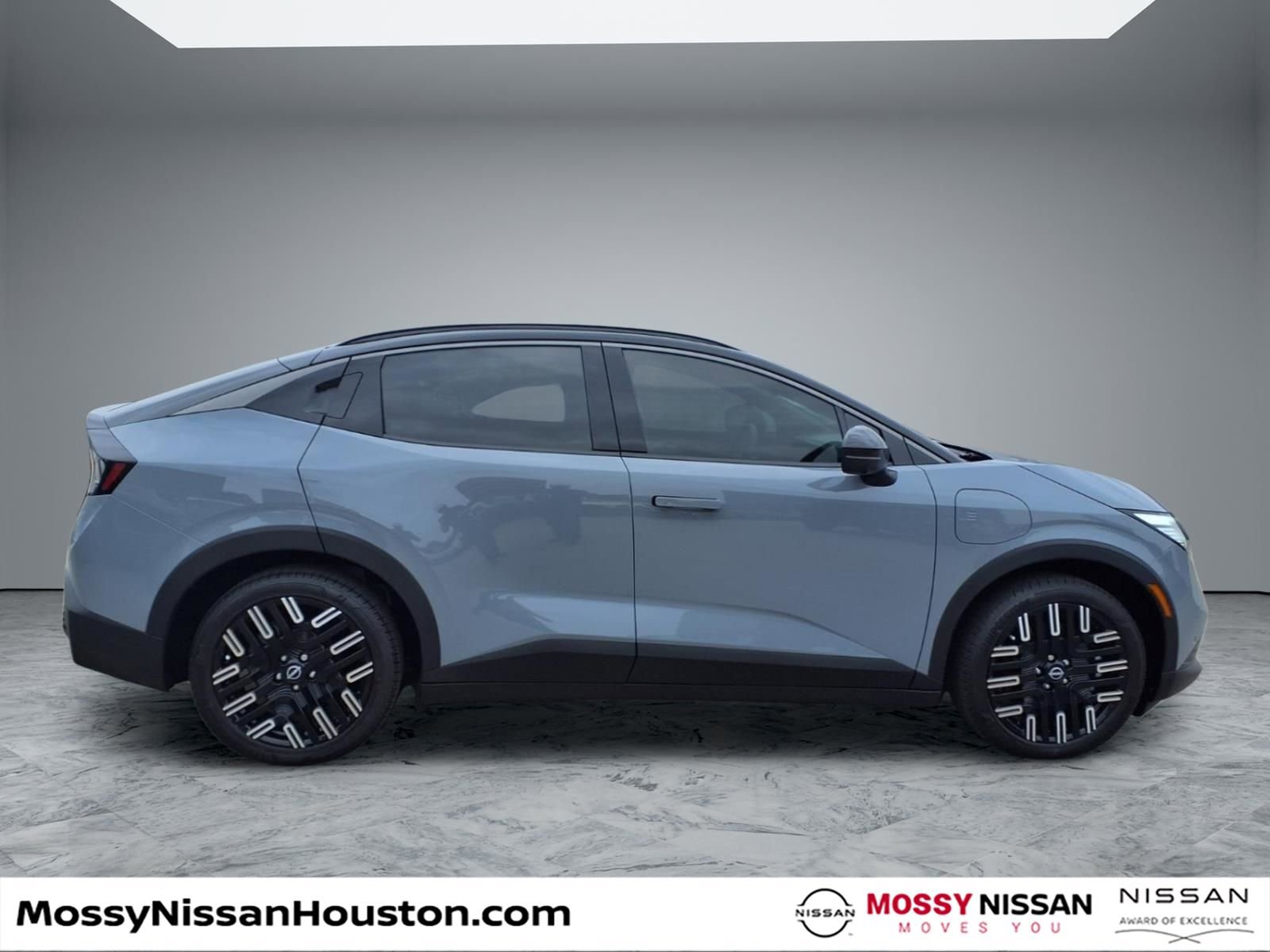 New 2026 Nissan Leaf Platinum+ w/ Cargo Package (Platinum+) image 4