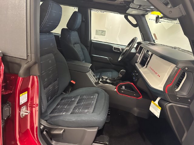 New 2026 Ford Bronco Heritage Edition AWD/4WD image 7