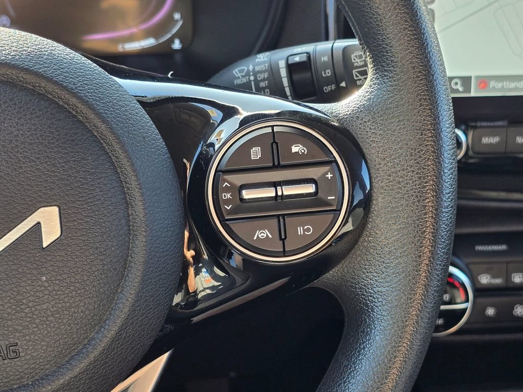 Used 2024 Kia Soul S FWD image 31