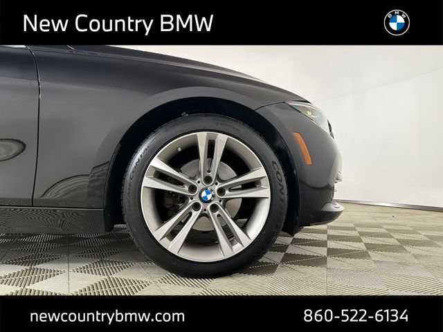 Used 2018 BMW 330i xDrive Sedan AWD/4WD image 7