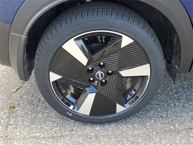 New 2026 Nissan Kicks SR image 5