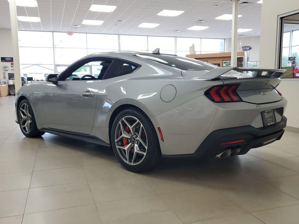 New 2026 Ford Mustang GT RWD image 4