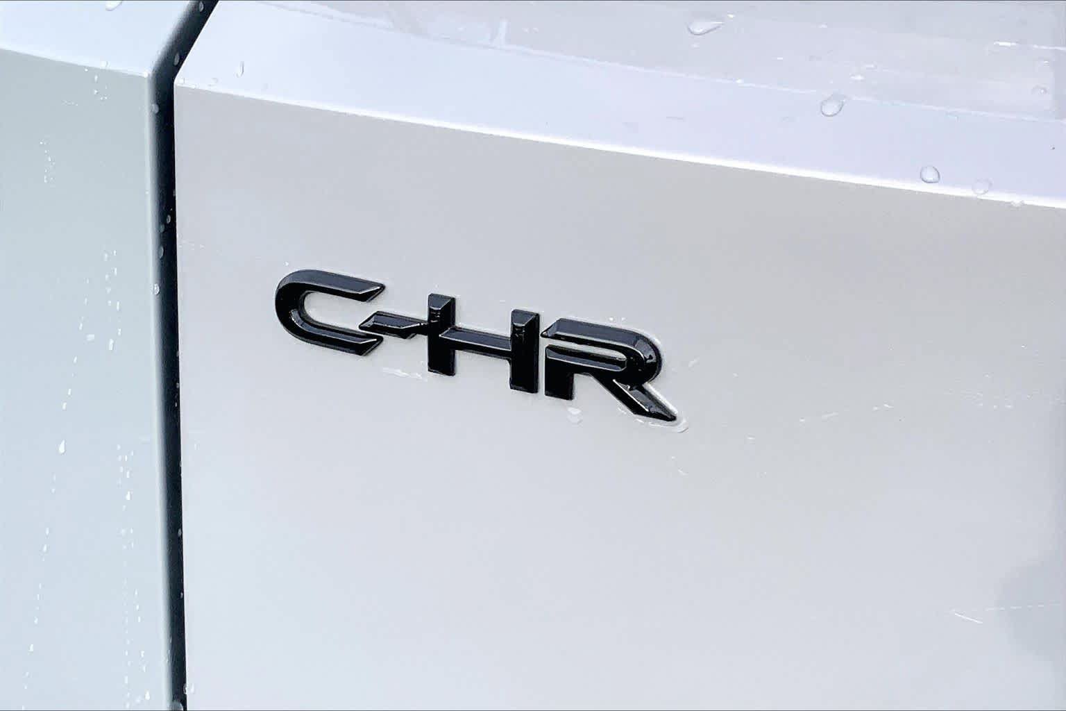 Used 2026 Toyota C-HR AWD/4WD image 30