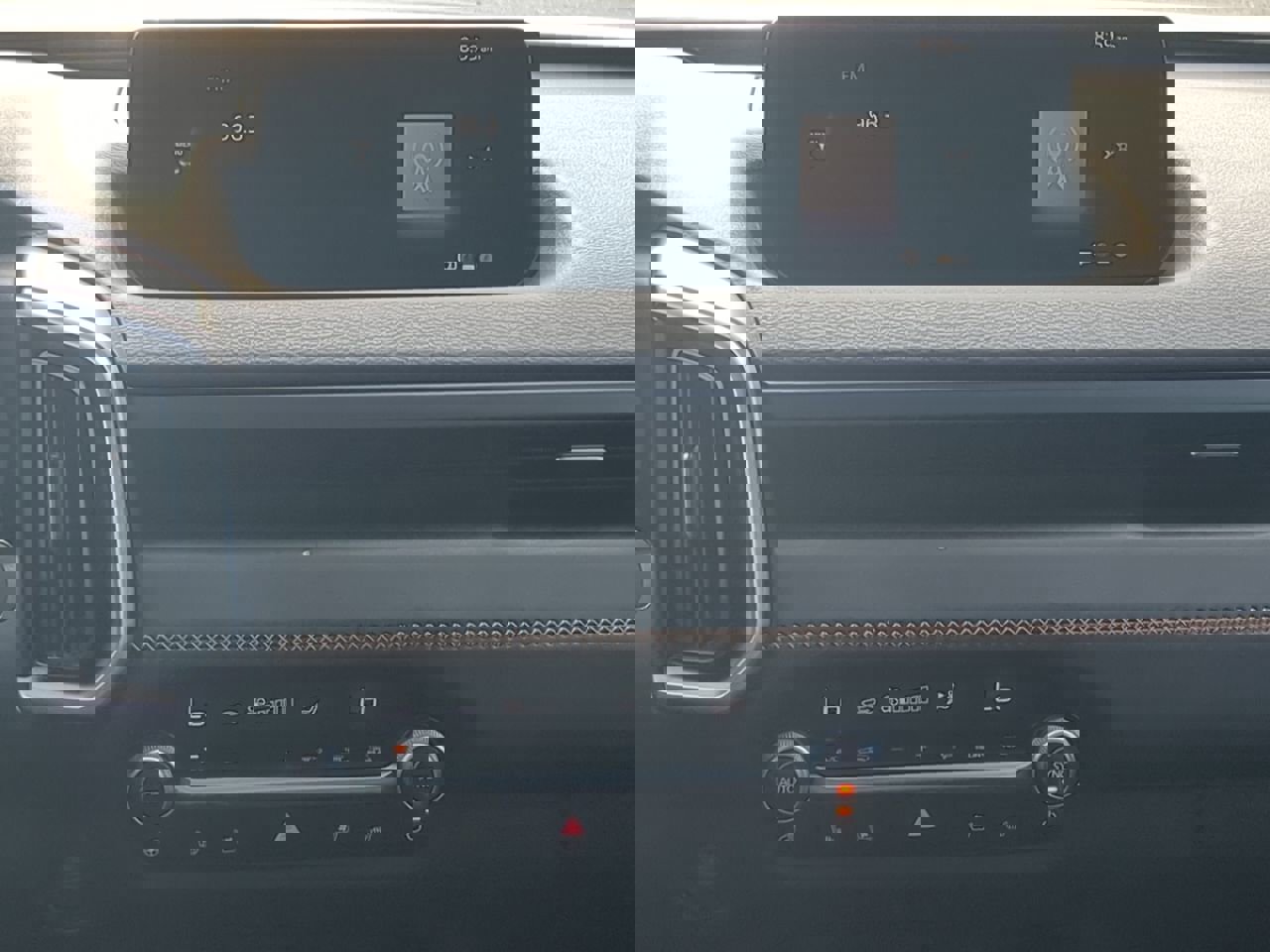 New 2025 MAZDA CX-50 AWD 2.5 Turbo w/ Premium Pkg image 17
