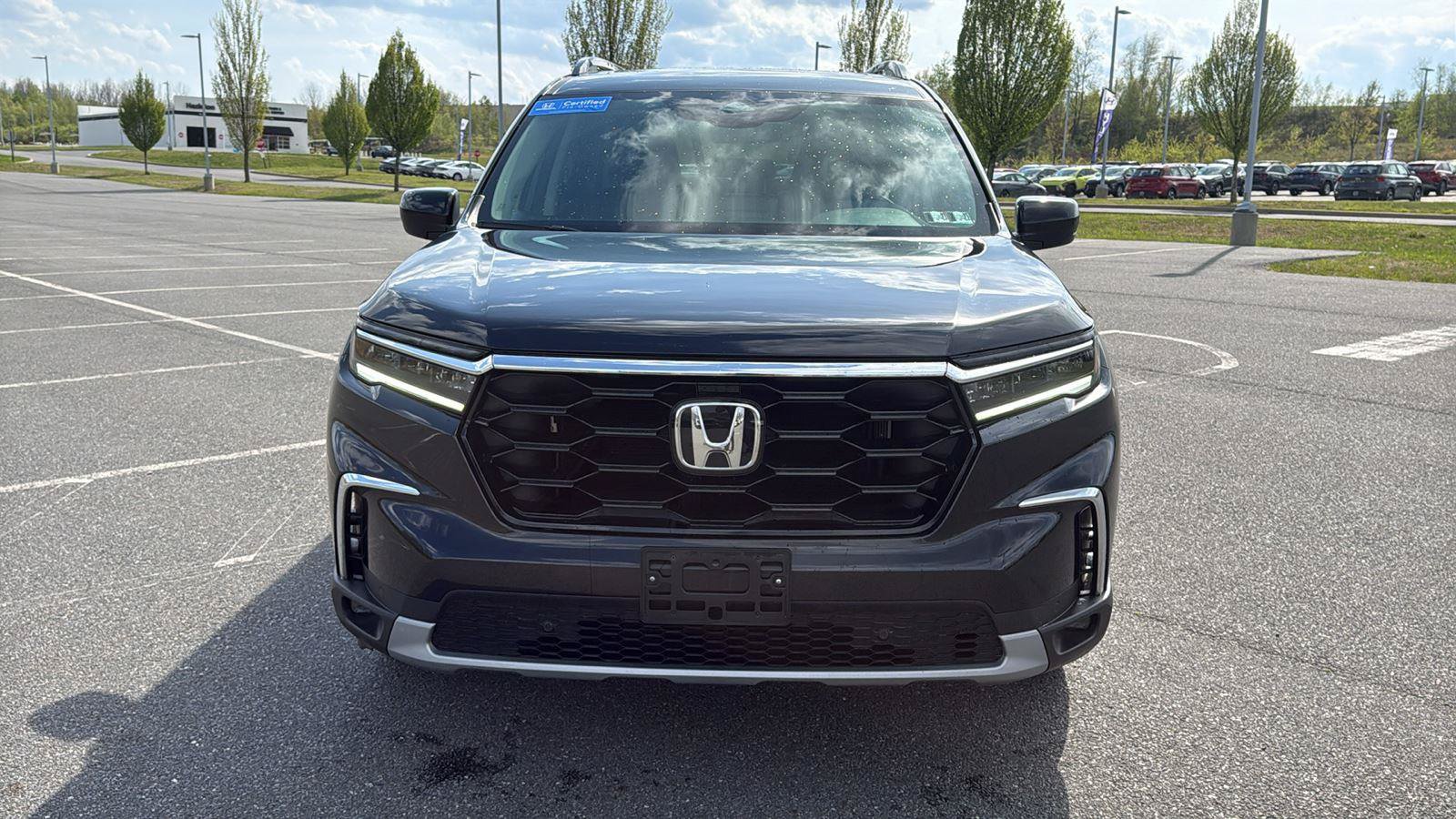 Used 2025 Honda Pilot Touring image 14