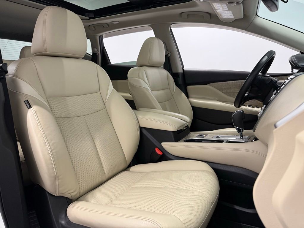 Used 2020 Nissan Murano SL w/ Moonroof Package image 18