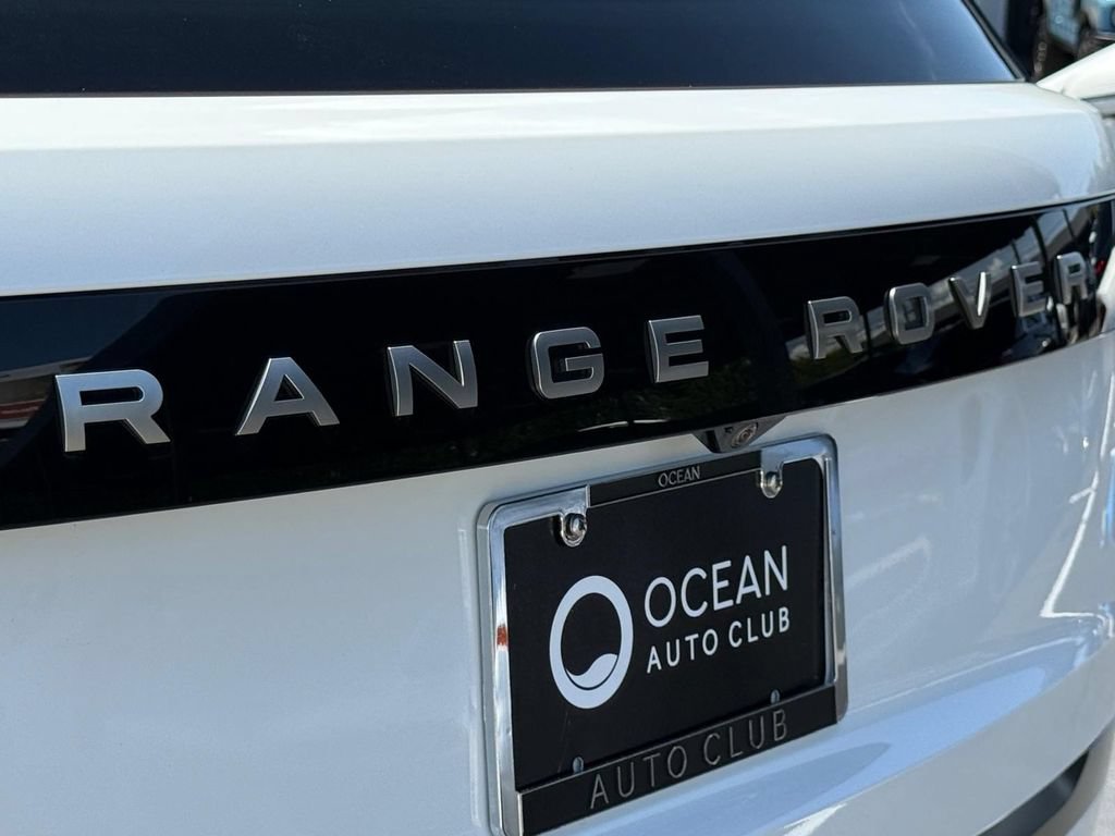 Used 2024 Land Rover Range Rover SE AWD/4WD image 5