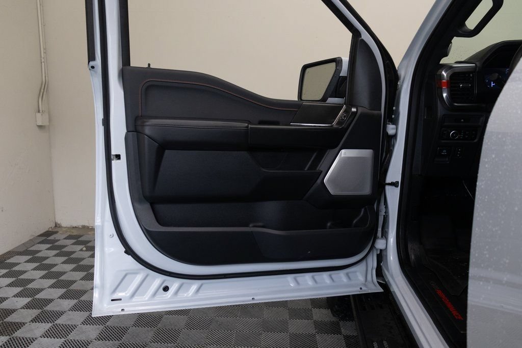 Used 2025 Ford F150 Raptor AWD/4WD image 17