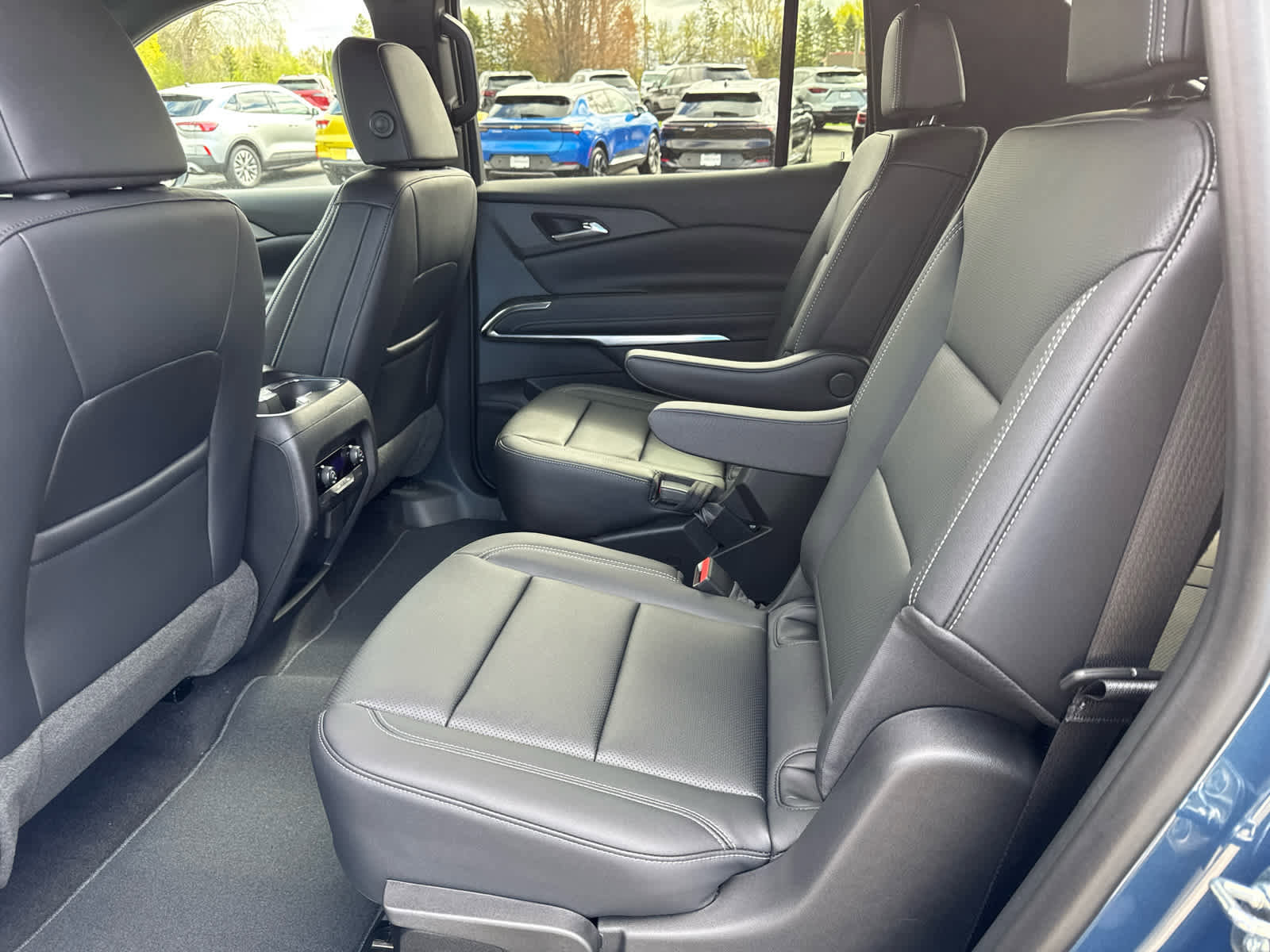 New 2026 Chevrolet Traverse LT AWD/4WD image 18